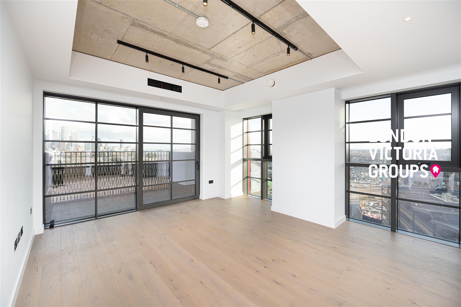 1 bed property in The Founding, 1 Deal Porters Way, London